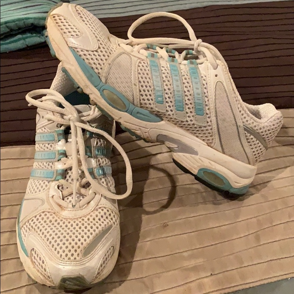 Adidas Tennis Shoes
